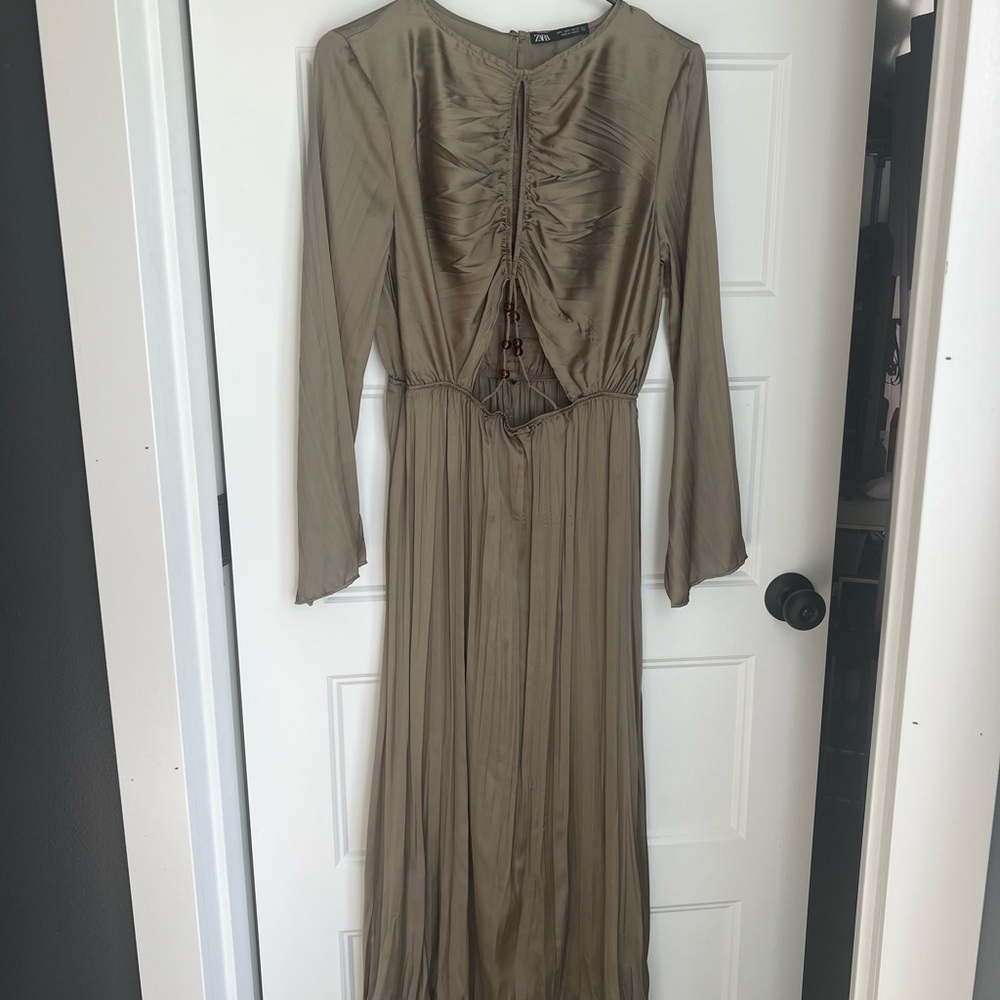 Zara Olive long Sleeve Dress